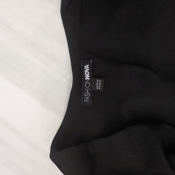 Black Women's Pant Suit - Picture 3 of 6